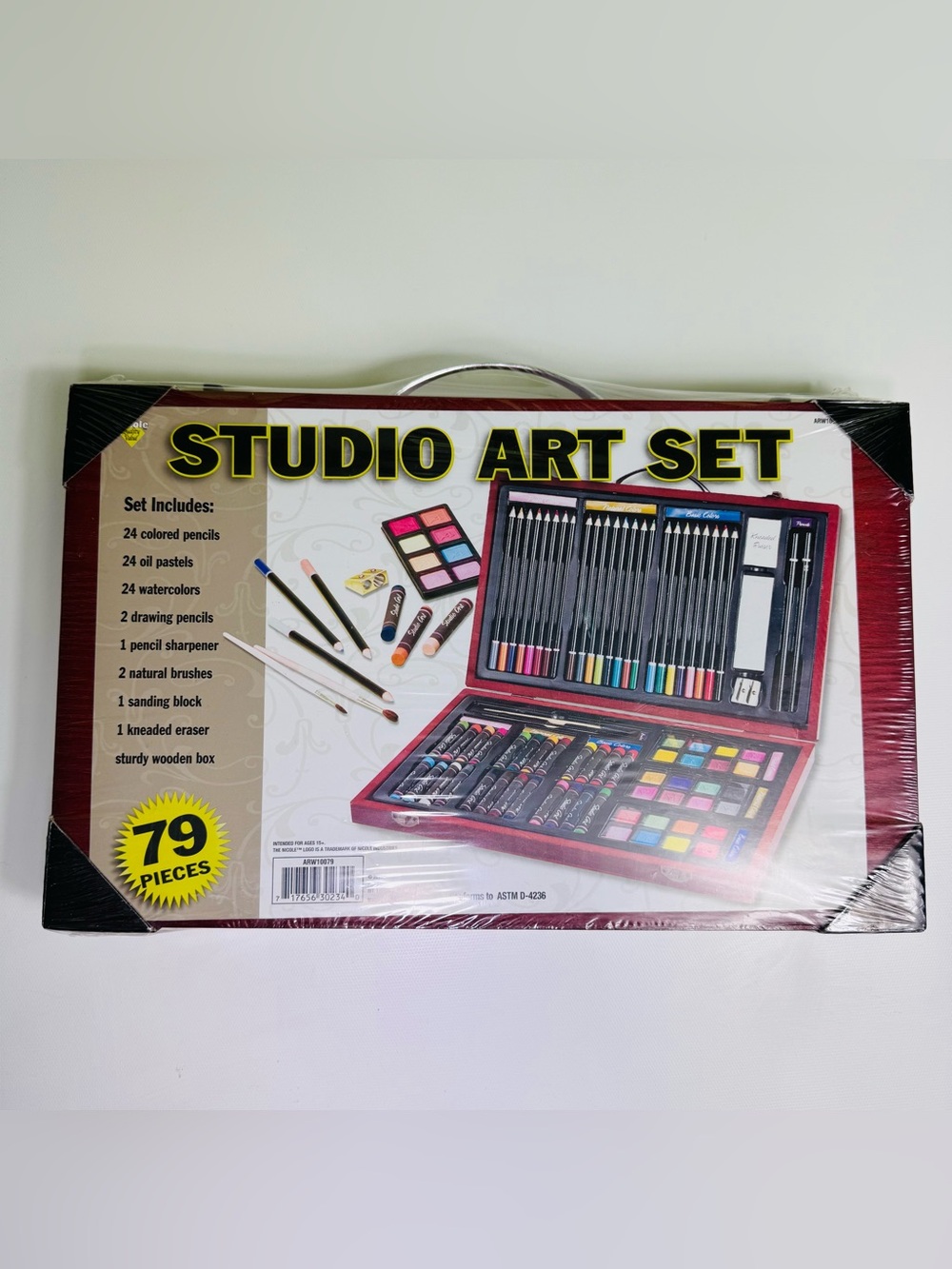 The Nicole Studio Art Set 79 Pieces Wooden Box NWT